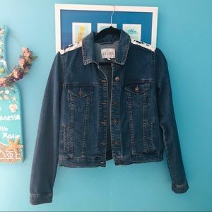 Jean jacket with white lace on back
